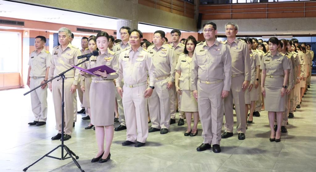 เจ้าหน้าที่กองโลจิสติกส์ เข้าร่วมกิจกรรมพิธีปฏิญาณตนเพื่อเป็นข้าราชการที่ดีและพลังของแผ่นดินกรมส่งเสริมอุตสาหกรรม